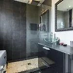 Le Mantega - F2 Moderne,centre Ville, 2 Grandes Terrasses,climatisation, Ascenseur