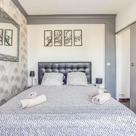 Apartment Le Mantega - F2 Moderne,centre Ville, 2 Grandes Terrasses,climatisation, Ascenseur Nice