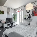 Le Mantega - F2 Moderne,centre Ville, 2 Grandes Terrasses,climatisation, Ascenseur