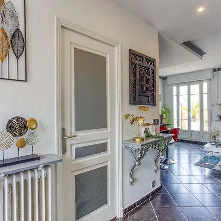 Le Mantega - F2 Moderne,centre Ville, 2 Grandes Terrasses,climatisation, Ascenseur *