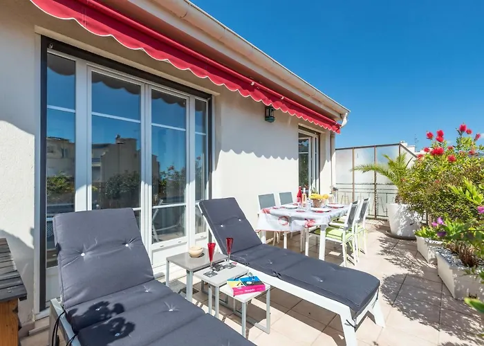 Le Mantega - F2 Moderne,centre Ville, 2 Grandes Terrasses,climatisation, Ascenseur Appartement Nice