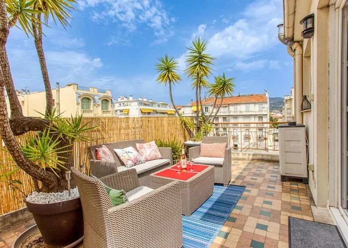 Appartement Le Mantega - F2 Moderne,centre Ville, 2 Grandes Terrasses,climatisation, Ascenseur Nice