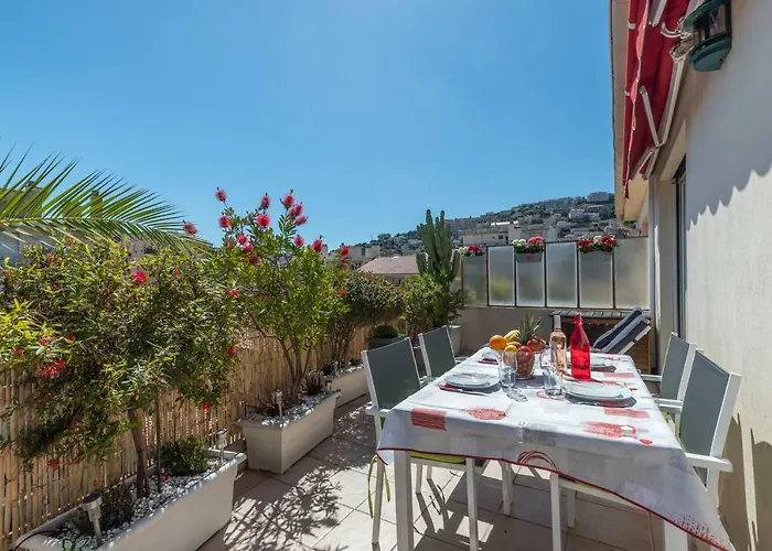 Appartement Le Mantega - F2 Moderne,centre Ville, 2 Grandes Terrasses,climatisation, Ascenseur *